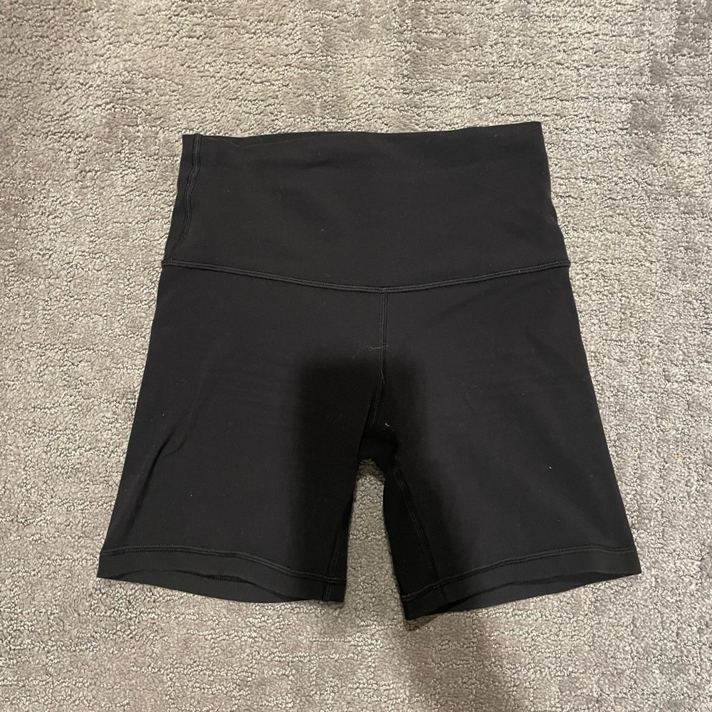 Lululemon bike shorts 6”